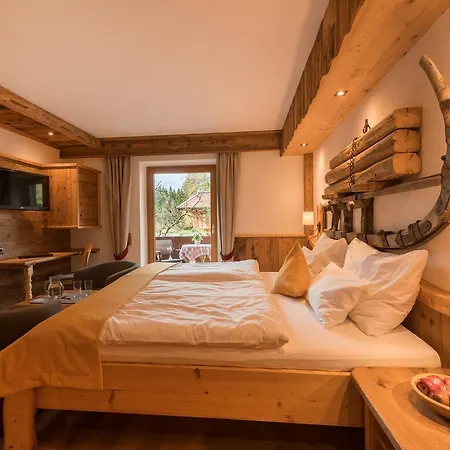 Groebl-alm 酒店 米滕瓦尔德