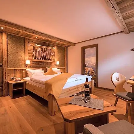 Groebl-alm 3*