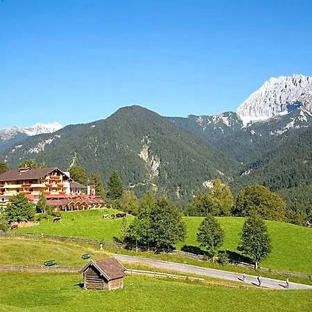Groebl-alm 酒店 米滕瓦尔德