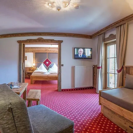 Groebl-alm 3*